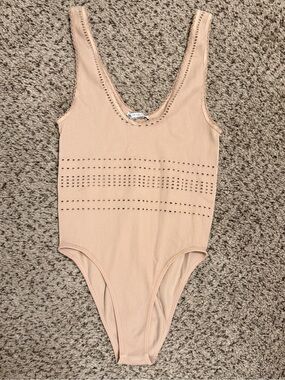 Zara Ribbed Eyelet-Detail Scoop-Neck Nude Sleeveless Bodysuit